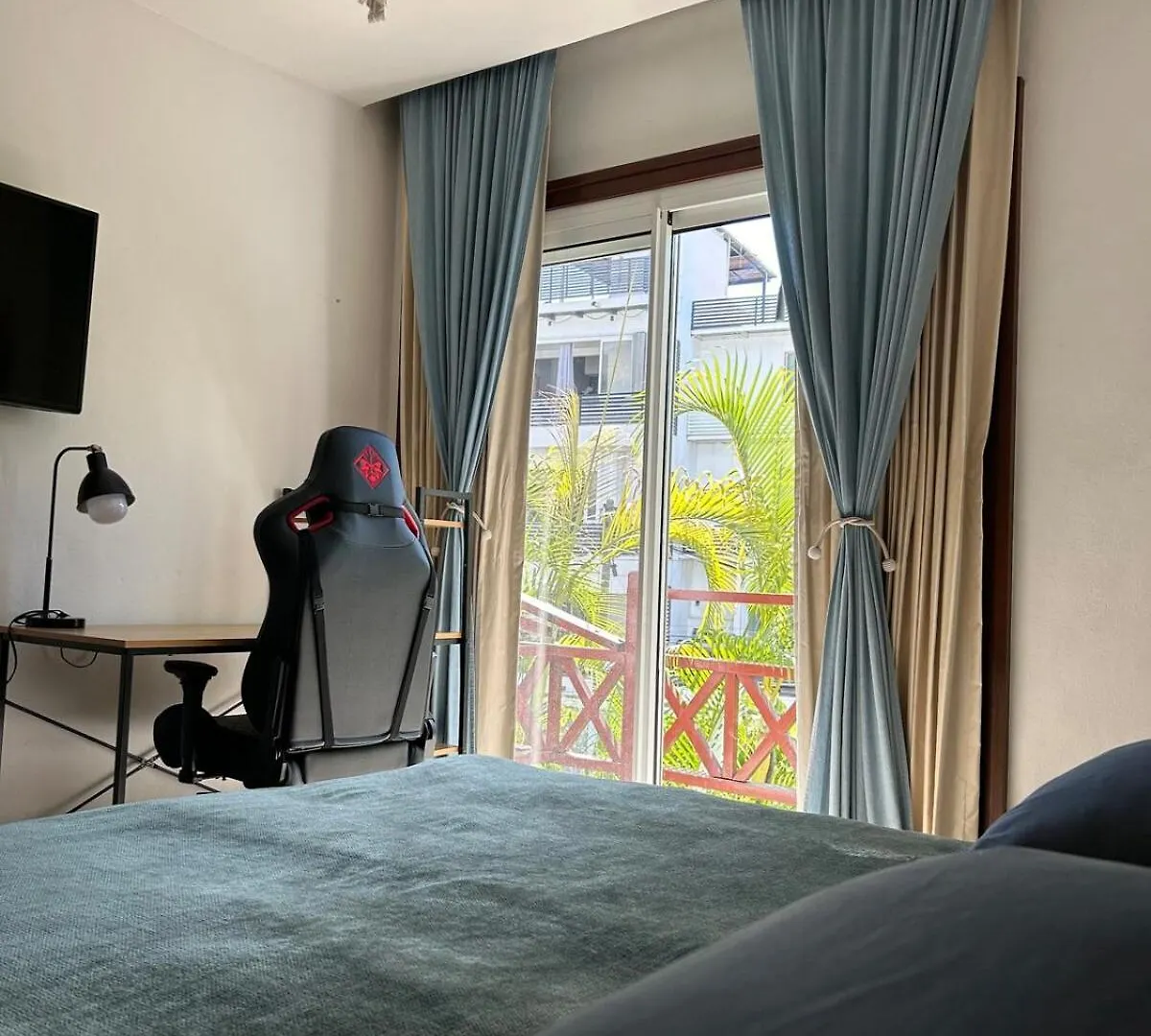 Quiet 3 Bedrooms, 2 Swimming Pools, 5Th Avenue, The Sea Is Nearby! Playa del Carmen