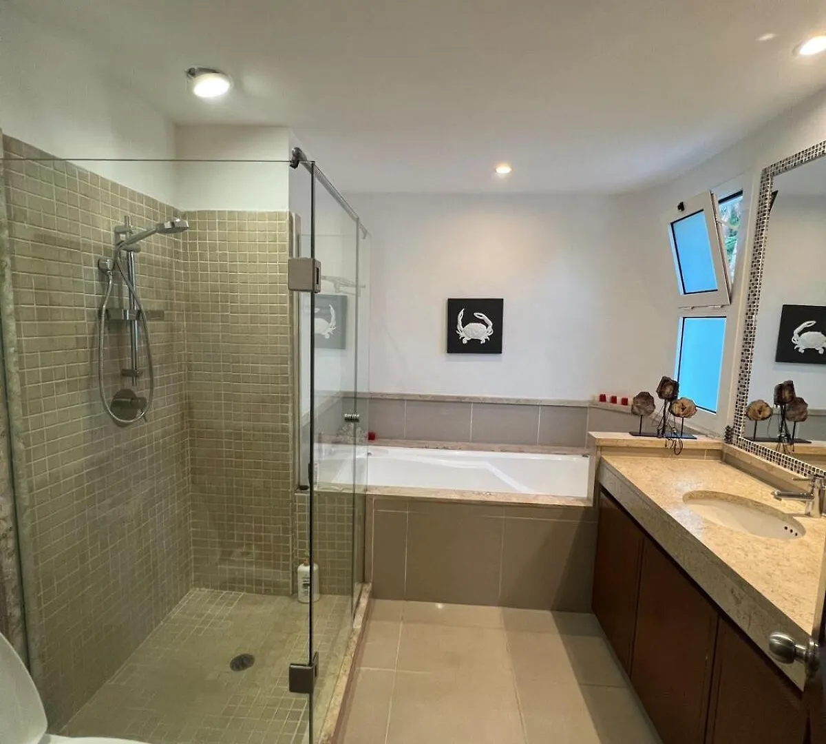 Quiet 3 Bedrooms, 2 Swimming Pools, 5Th Avenue, The Sea Is Nearby! Playa del Carmen 0*,